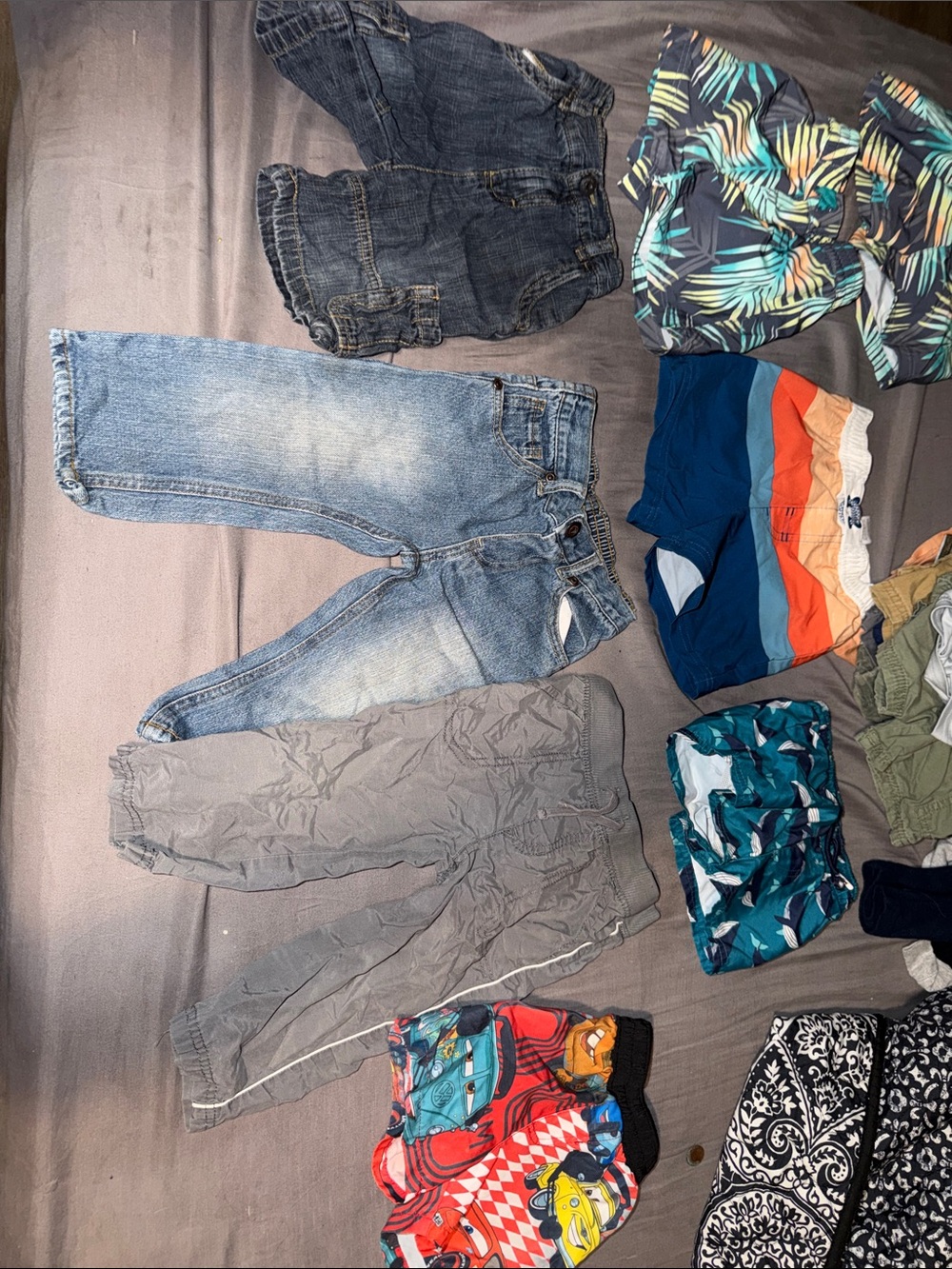 Kids pants lot